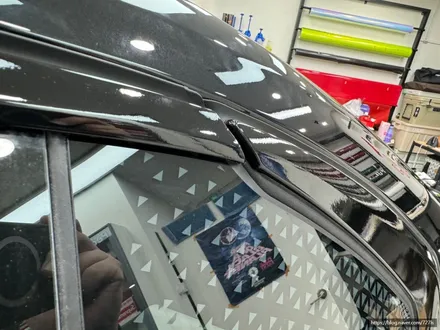 BMW 740 I 신차 출고하고 바로 신당 랩핑 전문점에서 크롬딜리트로 드레스업했어요. / 서울 광진구