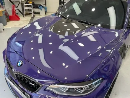 BMW M2 고광택 필름 이노즈텍 바이올렛 컬러 시공 / 서울 광진구