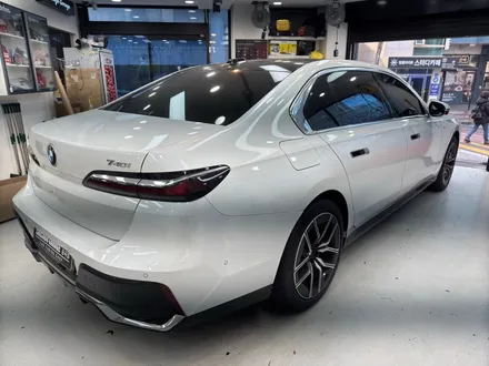 [송파 랩핑] BMW 740i 택랩 사틴 화이트 펄 전체랩핑 시공 / 서울 광진구 중곡동