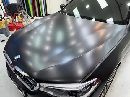 BMW 전체랩핑 가격과 과정, 강남 5시리즈 520d 사틴 블랙 작업기 / 서울 광진구 중곡동