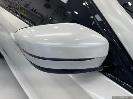 [아차산 랩핑] BMW 520D 에이버리 슈프림 글로스 펄 화이트 전체랩핑, 헤드라이트 라이트필름 시공 / 서울 광진구