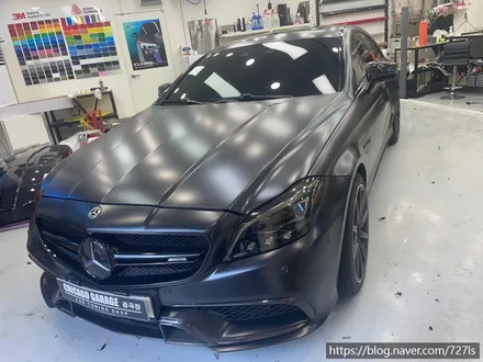 [광진구 랩핑] 밴츠 CLS 63 AMG 락그레이 랩핑 전체 제거 후 에이버리 슈프림 사틴블랙 전체랩핑 / 서울 광진구