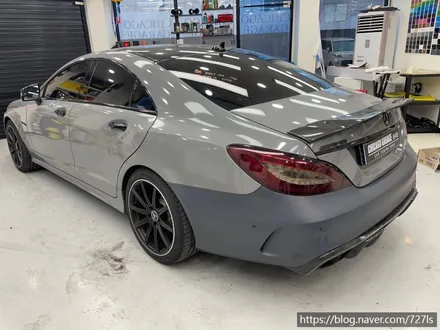 [광진구 랩핑] 밴츠 CLS 63 AMG 락그레이 랩핑 전체 제거 후 에이버리 슈프림 사틴블랙 전체랩핑 / 서울 광진구