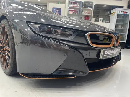 [서초 랩핑] BMW I 8 로드스터 이노즈텍(INOZETEK) 바이올렛 전체랩핑, 크롬딜리트, 리코쉴드 블랙 PPF ,데칼시공 / 서울 광진구