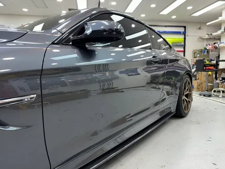 BMW M4 이노즈텍 전체랩핑 전문점 필름의 성질을 잘 알아야 가능한 작업! / 서울 광진구 중곡동