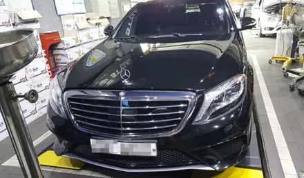 벤츠 W222 S65 엔진오일교환 작업 대구 벤츠 정비 전문점 씨앤디인터내셔널 S클래스 합성유 오일교환 쉘 힐릭스 울트라 오일필터 에어크리너 교체까지 대구자동차정비 전문 수입차정비