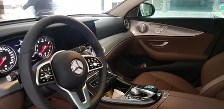 벤츠 E300 부메스터ST 전동트위터 및 송풍구 엠비언트 시공 E클래스 W213 부메스터스피커 엠비언트 LED 터빈 송풍구 실내 튜닝 3D 전동 트위터 장착 작업 대구 튜닝 씨앤디