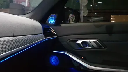 bmw 330i xDrive 19년식 G20 엠비언트 세트 시공작업 3시리즈 G바디 LED엠비언트 무드등 실내드 스피커 BMW엠비언트 스피커튜닝 대구앞산씨앤디인터내셔널