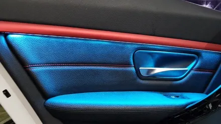 BMW F30 320d 가변 엠비언트 시공 및 운전석 손잡이 진득거림 교체 작업, 수입차 튜닝 전문점 3시리즈 2컬러 가변도어엠비언트 오디오 공조기 엠비언트 씨앤디인터내셔널