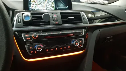 BMW 320d 실내 엠비언트 장착 작업 후기, 17년식 3시리즈 가변 도어 및 오디오 엠비언트 , 실내등 무드등 엠비언트 튜닝 전문점 수입차 정비 대명동 씨앤디인터내셔널