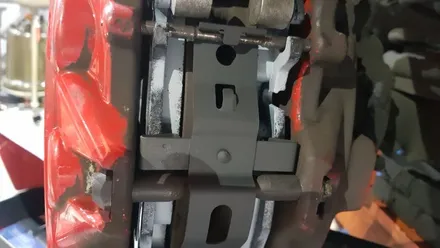 [대구씨앤디] 소음발생 차체높이차이 🛠 : 벤츠 AMG G63 W463 지바겐 프론트 브레이크 패드, 센서 교체 : 대명동 자동차정비 자동차점검 씨앤디인터내셔널 차량부품 :