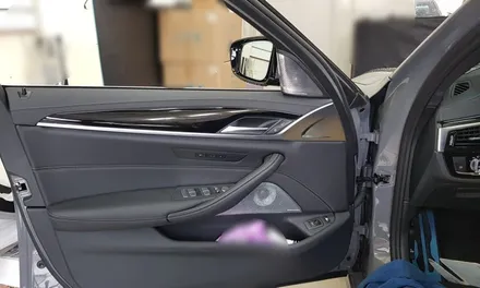 BMW G30 530e 회오리트위터 미드커버 미드스피커 장착 작업 대구 BMW정비 BMW튜닝 수입차정비 전문점 씨앤디인터내셔널 5시리즈 LED 트위터 시공후기 실내 엠비언트 무드등