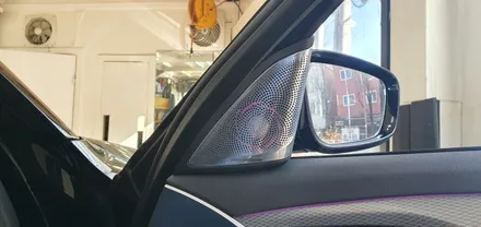 BMW G30 520d 회오리트위터+미드레인지 커버 장착 작업 대구 BMW튜닝 G30회오리스피커 실내 시공후기 엠비언트 튜닝 수입차정비 전문 씨앤디LED미드커버 바워스ST