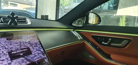 [엠비언트 작업] 벤츠 s클래스 w223 s450 엠비언트 부메스터 시공과 함께 리어 모니터시공으로 실내 엠비언트 튜닝! 차튜닝 대구튜닝샵 자동차인테리어 자동차튜닝 자동차개조 튜닝
