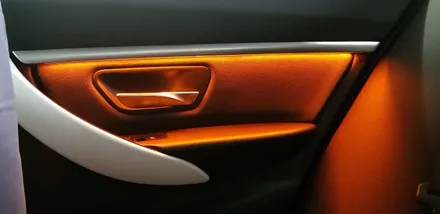 BMW 3시리즈 F30 320d 실내 엠비언트 라이트 시공 후기 대구 BMW튜닝 BMW정비 전문점 대구수입차정비 씨앤디 4도어 LED 무드등 가변엠비언트 2WAY 수입차튜닝
