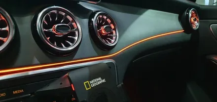 대구 벤츠 CLA 45 AMG 4매틱 송풍구, 도어트림, 대시보드 엠비언트 시공기 차량 내 분위기를 엠비언트 시공으로 반전! 대구엠비언트 엠비언트라이트 자동차엠비언트 엠비언트시공