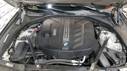 BMW 5시리즈 F10 520d 레드 엠비언트 장착 작업 + 엔진오일교환 작업 대구 씨앤디인터내셔널 F시리즈 실내 LED 무드등 분위기등 튜닝 시공 후기 520d엔진오일교환