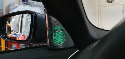 BMW 5시리즈 G30 530i 회오리스피커, 미드레인지 커버, 뱅앤ST 미드스피커 장착 작업 LED 실내 무드등 G30회오리트위터 시공후기 대구 BMW튜닝 전문 씨앤디