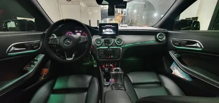 벤츠 CLA 200d 송풍구 엠비언트 도어엠비언트 풋등 장착작업  엠비언트 라이트 무드등 대구 카센터 수입차 정비 튜닝 수리 전문점 씨앤디인터내셔널
