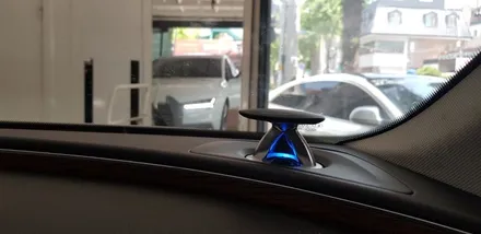 : 벤츠 E220 BLUETEC 15년 프론트, 리어 브레이크디스크 패드 센서 교체 : 차량을 멈추게 하는 역할인 브레이크 디스크와 패드, 마찰로 소모되는 부품 : 대구씨앤디 :