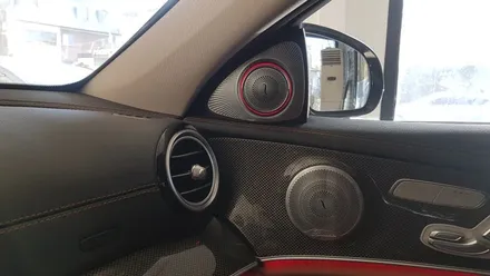벤츠 E300 W213 부메스터 3D 전동 트위터 장착 작업 대구 벤츠 정비 및 튜닝 벤츠 엔진오일 교환 전문점 씨앤디인터내셔널 BENZ E클래스 실내 감성 튜닝