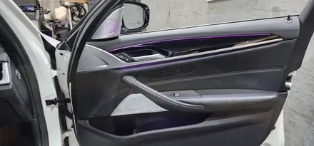 : BMW G30 520d M sport package  회오리트위터 미드커버 스피커 교체 작업 : 날마다 다른 분위기로 드라이브를 즐겨보세요 : 대구대명동 대구씨앤디인터내셔널 :