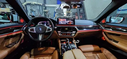 대구 남구 BMW 520i G30 21년식 :: 회오리트위터 풀셋, 도어라이트 시공 :: 회오리 엠비언트 :: BMW웰컴라이트 실내등 :: 대구 튜닝 전문 수입차 정비 씨앤디