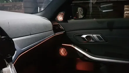 BMW 3시리즈 신형 G20 엠비언트 스피커커버 풀셋 작업 후기 330i 순정형 앰비언트 라이트 회오리 스피커 튜닝 시공 장착 LED엠비언트 실내 무드등 드레스업 대구씨앤디