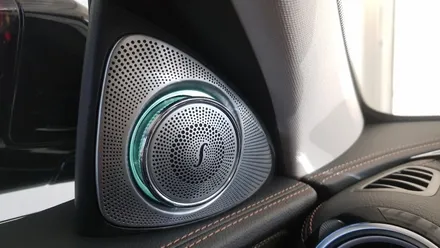 벤츠 E300 W213 부메스터 3D 전동 트위터 장착 작업 대구 벤츠 정비 및 튜닝 벤츠 엔진오일 교환 전문점 씨앤디인터내셔널 BENZ E클래스 실내 감성 튜닝