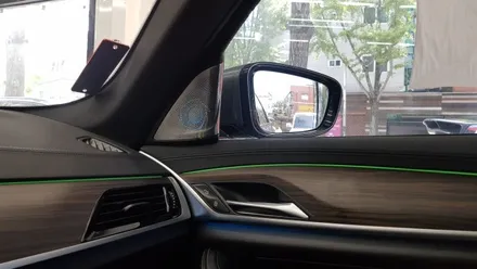 BMW G30 520d 회오리트위터, 미드커버, 미드스피커 교체 장착 작업 바워스ST 엠비언트 무드등 BMW튜닝 대구 씨앤디인터내셔널 5시리즈 17년식 엔진오일교환 작업