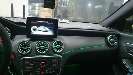 벤츠 CLA 200d 송풍구 엠비언트 도어엠비언트 풋등 장착작업  엠비언트 라이트 무드등 대구 카센터 수입차 정비 튜닝 수리 전문점 씨앤디인터내셔널
