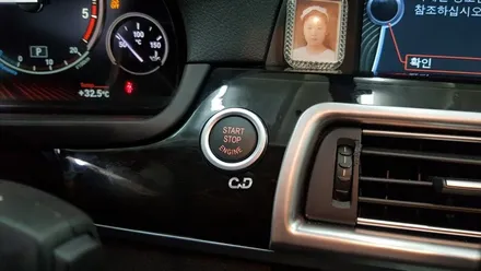 수입차튜닝 : BMW 5시리즈 F10 520d (2011) 가변 실내 엠비언트 시공 : 4도어 + 조수석 대시보드 / 스타트버튼 1대1 교체 / 남구대명동 대구정비소 대구씨앤디✨