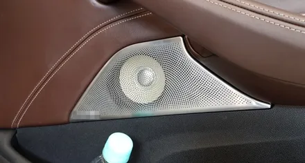 BMW G30 520d 회오리스피커 + 미드커버 + 미드스피커 장착 작업 대구 BMW튜닝 전문점 씨앤디인터내셔널 5시리즈 LED 엠비언트 회오리트위터 LED미드레인지 커버