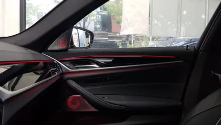 BMW G30 530e 회오리트위터 미드커버 미드스피커 장착 작업 대구 BMW정비 BMW튜닝 수입차정비 전문점 씨앤디인터내셔널 5시리즈 LED 트위터 시공후기 실내 엠비언트 무드등