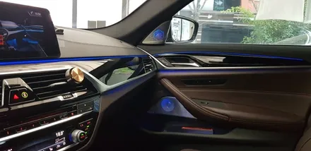 BMW G30 530i LED 회오리스피커 + 미드커버 + 뱅앤스타일 미드스피커 장착 작업 대구  씨앤디인터내셔널 바워스stG30회오리트위터 5시리즈 실내 무드등 엠비언트 시공