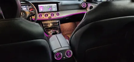 대구 벤츠 W213 E200 18년식 송풍구 엠비언트 1열 2열 장착 작업 BENZ E클래스 실내 LED 엠비언트 라이트 무드등 터빈디자인 튜닝업! 대구수입차정비 벤츠튜닝 씨앤디