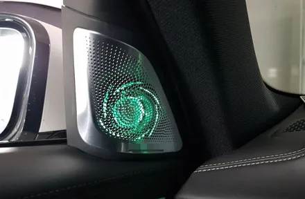 BMW 7시리즈 G11&G12 크롬에 고급진 도트무늬와 더불어 엠비언트까지 탑재된 바워스ST 회오리트위터 장착 후기 (트위터+미드스피커커버+센터스피커커버+리어스피커커버)대구씨앤디