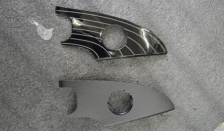 : 벤츠 W223 S450 23년식 도어 피아노라커트림, 미드커버, 4D 부메스터 스피커 장착 : 은은한 엠비언트로 차량의 고급스러움 UP! 색다름UP! 대구 대명동 : 대구씨앤디