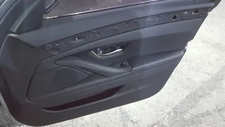 BMW528i 엠비언트라이트 장착 작업 대구 수입차 정비 및 튜닝 전문점 씨앤디 인터내셔널 엠비언트 라이트/라이트작업/bmw 528i