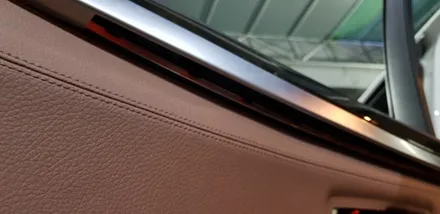 BMW 520d 엠비언트 라이트 실내 LED 무드등 레드 시공 작업