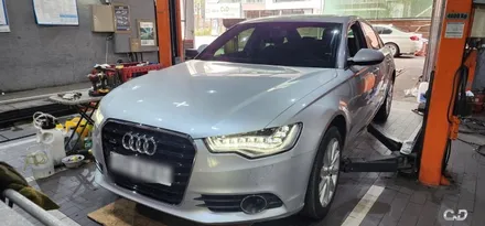 : 아우디 A6 3.0 TDI quattro 14년식 댐퍼풀리, 외벨트 세트 교체 : 벨트의 장력불량이 원인, 벨트의 소음 외벨트 세트를 교체하면서 다른 부품의 수명을 예비해요 :