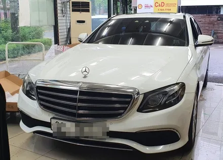 [대구씨앤디] 더욱 강하고 부드럽게 오픈/클로징 듀얼쇼바 💕 : 벤츠 E220d W213 17년식 전동트렁크 시공 : 자동차부품 차량용품 수입차튜닝 정비 : 대명동 남구 :
