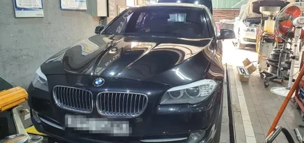 [대구씨앤디] 트렁크 버튼이식 ✨ 간편한 오픈/클로징 : BMW 5시리즈 F10 520d xDrive 13년식 전동트렁크 시공 : 자동차튜닝 편의옵션 남구 대명동 자동차용품 :