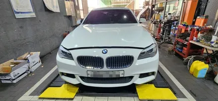 BMW F10 520d 댐퍼풀리, 외벨트, 텐셔너, 리어 플렉시블조인트 교체 작업 BMW520d 5시리즈 연탄 조인트 크랙으로 인한 부품교환 시공후기 대구수입차정비 대명동 씨앤디