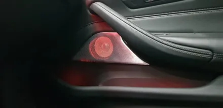 : BMW G30 520d 바워스앤윌킨스ST 회오리트위터, 미드커버 뱅앤올룹슨ST 미드스피커 장착 : 차량실내 분위기를 더욱 무드있게 연출하고싶다면? : 대구대명동 씨앤디인터내셔널