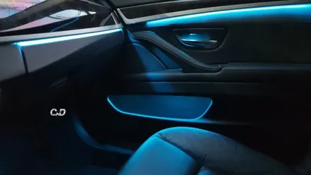 :: 대구 튜닝샵 528i F10 13년식 엠비언트 잘하는 곳 🌈:: BMW 5시리즈 3색 엠비언트(가변) 장착 - 주황색 / 아이스블루 / 화이트  :: 수입차 전문점 씨앤디✔