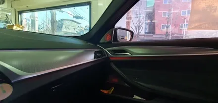BMW G30 520d 회오리트위터+미드레인지 커버 장착 작업 대구 BMW튜닝 G30회오리스피커 실내 시공후기 엠비언트 튜닝 수입차정비 전문 씨앤디LED미드커버 바워스ST