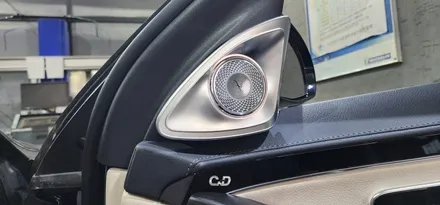 벤츠 S클래스 W223 S350 d (2022) 부메스터st 4D 전동트위터 시공 : 시동 ON/OFF 시 스피커가 회전하며 퍼포먼스 기능 +앰비언트라이트 벤츠튜닝 : 대구씨앤디