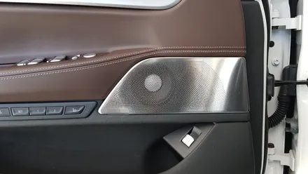 [C&D인터내셔널] BMW 7시리즈 G11 G12 회오리 트위터 풀 세트 시공/ 자동차튜닝/자동차개조/차량용품/자동차인테리어/전동트위터/자동차무드등/ 감각적인 엠비언트라이트