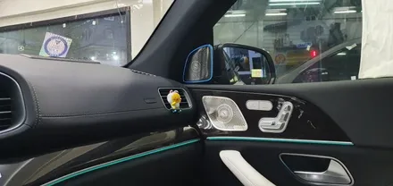 벤츠 Benz GLE 클래스 (W167) 부메스터 트위터 장착 설치작업! 특별한 아이템으로 실내를 나만의 스타일로!  자동차 카오디오 튜닝 차량 스피커 벤츠 엠비언트 실내 튜닝